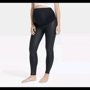 Isabel Maternity by Ingrid & Isabel Black Leggings